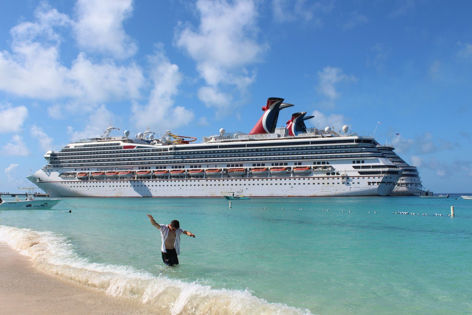 cruise vs resort which is better